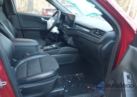 2023 Ford Escape St-Line z USA, uszkodzony, nr VIN 1FMCU9MN7PUA74350